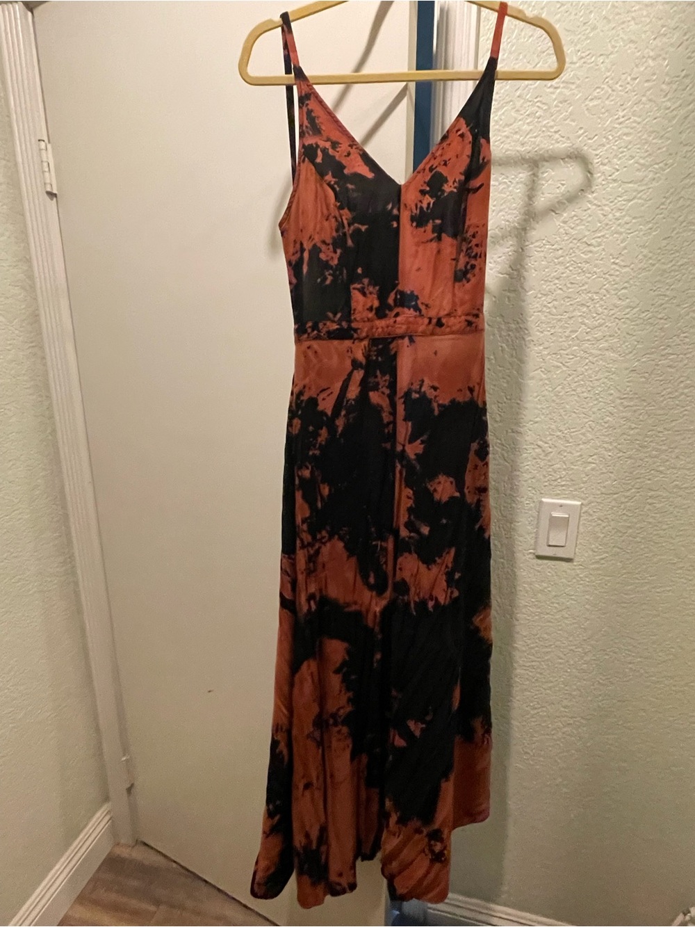 Tie-Dye Spaghetti Strap Maxi Dress in Rust and Black